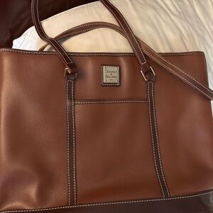 Dooney & Bourke Tan Leather purse